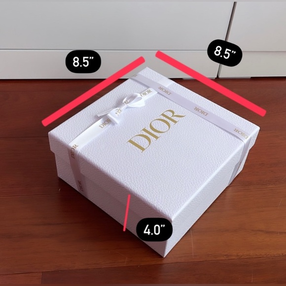 Dior Pebbled Leather Box, Dust Bag, Ribbon & Blank Card - Picture 2 of 3